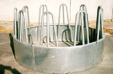 Cow hay rack,10 animals old type is 182kg